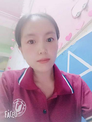 姓名：张玉玲专业：学前教育现工作单位：郑州市郑东新区圃田第二幼儿园成长历程：2015年9月—2018年7月就读于bw必威西汉姆联官方网站，2019年通过参加招教考试进入公办幼儿园，在单位被评为优秀教师